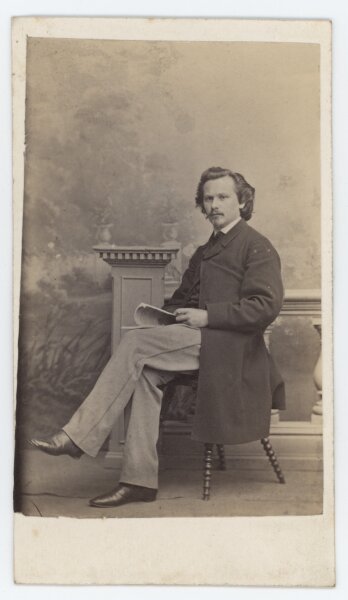 Hermann Heckmann - Porträt - o.J. - Albuminabzug