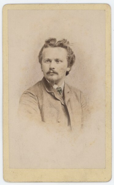 Hermann Heckmann - Porträt - o.J. - Albuminabzug