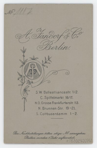 A. Jandorf - Mädchenporträt - o.J. - Fotografie