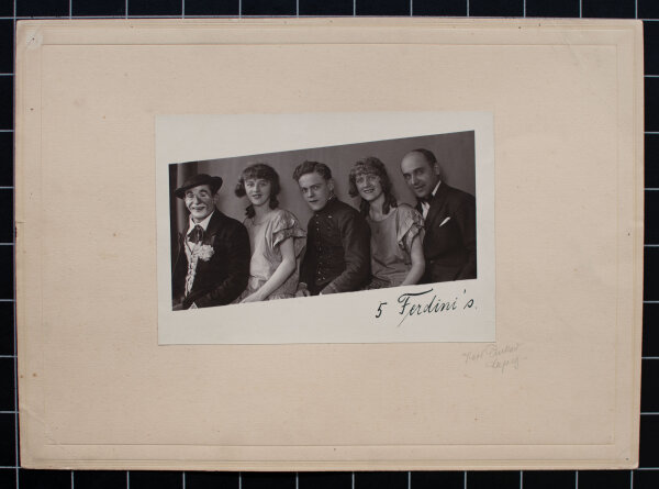 Fotoatelier Karl Pinkau Leipzig - 4 Ferdinis - undatiert - Fotografie