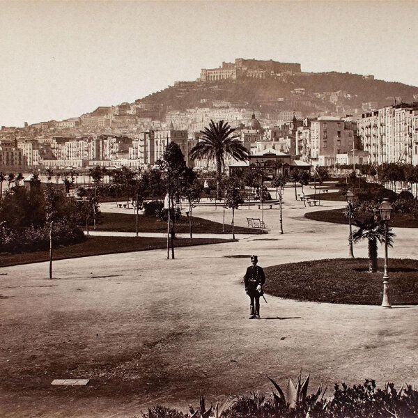 Giacomo Brogi - Napoli, Villa del Popolo e Castello SantElmo - undatiert - Fotografie