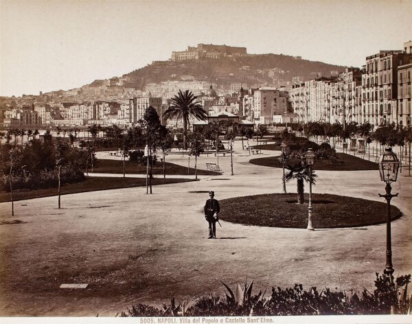 Giacomo Brogi - Napoli, Villa del Popolo e Castello SantElmo - undatiert - Fotografie