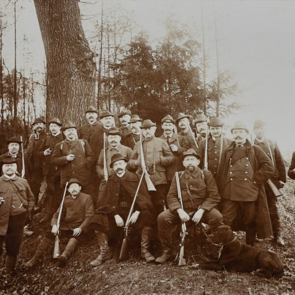 Unbekannt - Gruppenbild Jäger - um 1910 - Fotografie