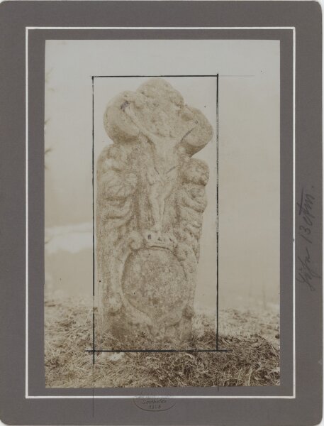 J. Heimhuber, K. B. Hofphotograph - Wegestein mit Kreuzigungsszene - Fotografie - 1905