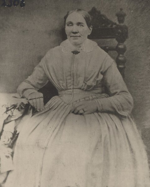unbekannt - Frauenporträt - Fotografie/Abzug - vor 1870